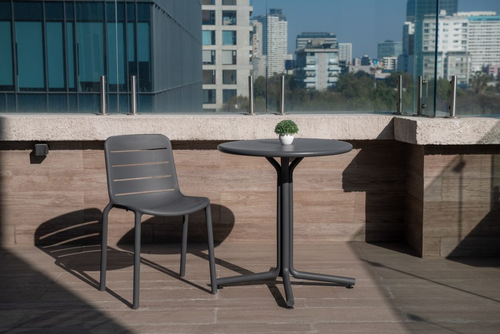 dinseño-exteriores-pm-steele-lanzamiento